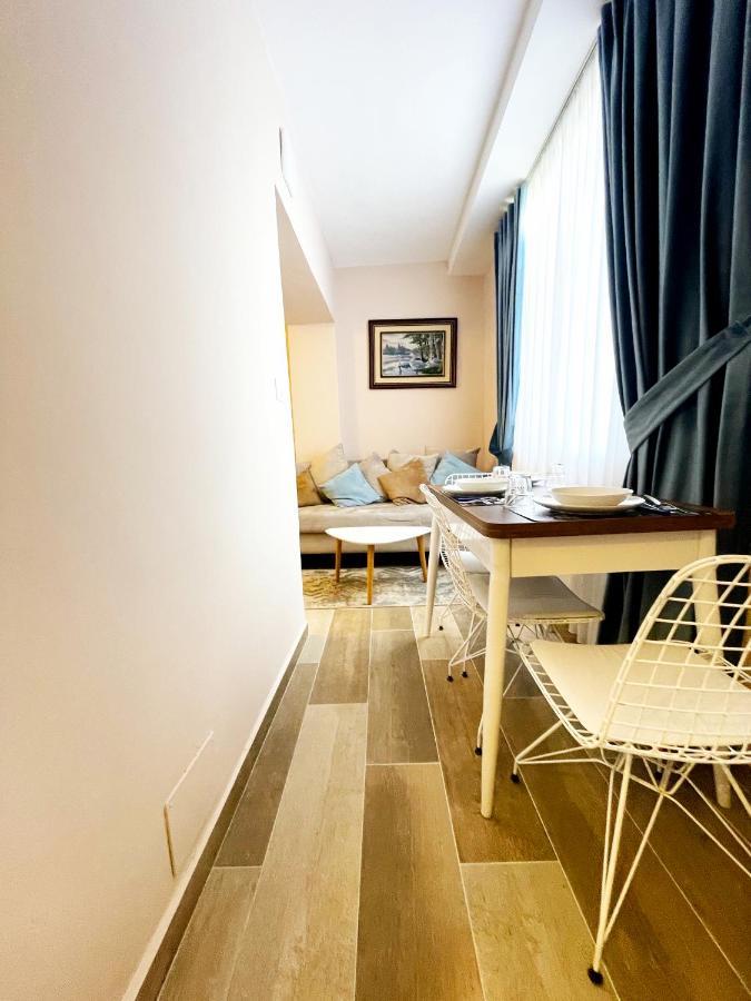 Peace Apartments Дуррес Экстерьер фото