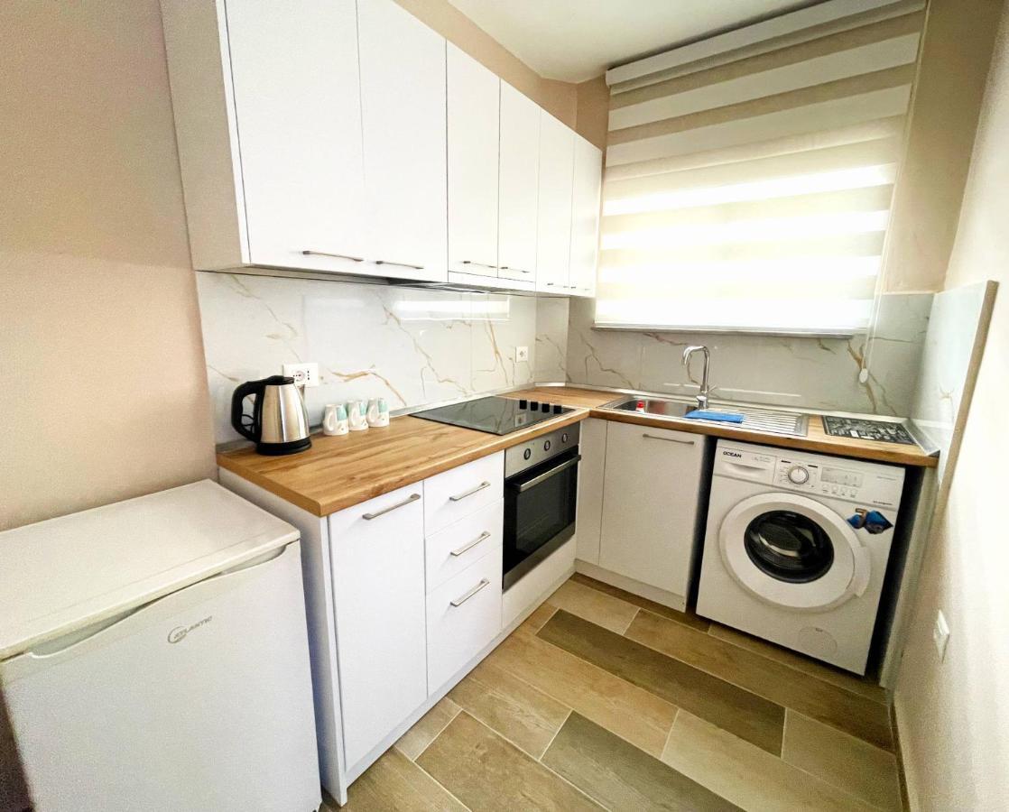 Peace Apartments Дуррес Экстерьер фото