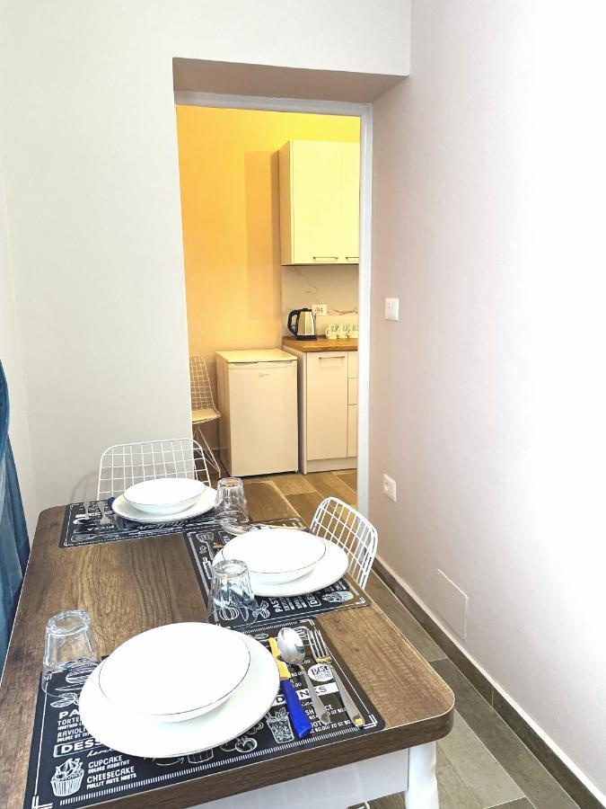 Peace Apartments Дуррес Экстерьер фото